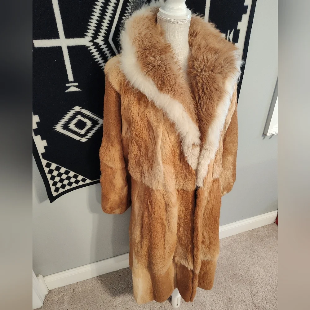 Vintage GUC Jacques St. Laurent Authentic Calf Length Fur Trench Overcoat, Small - Picture 2 of 15